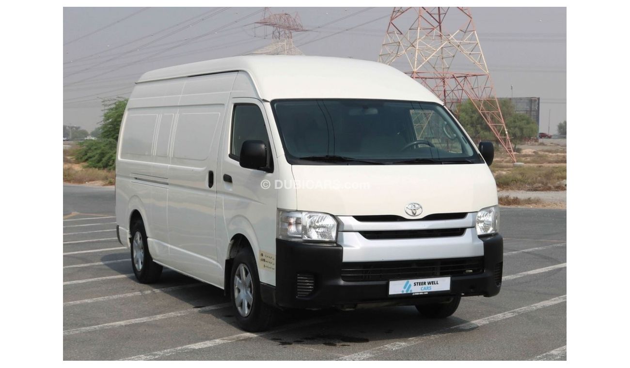 Toyota Hiace 2016 | TOYOTA HIACE MULTIPURPOSE DELIVERY VAN WITH GCC SPECS AND EXCELLENT CONDITION