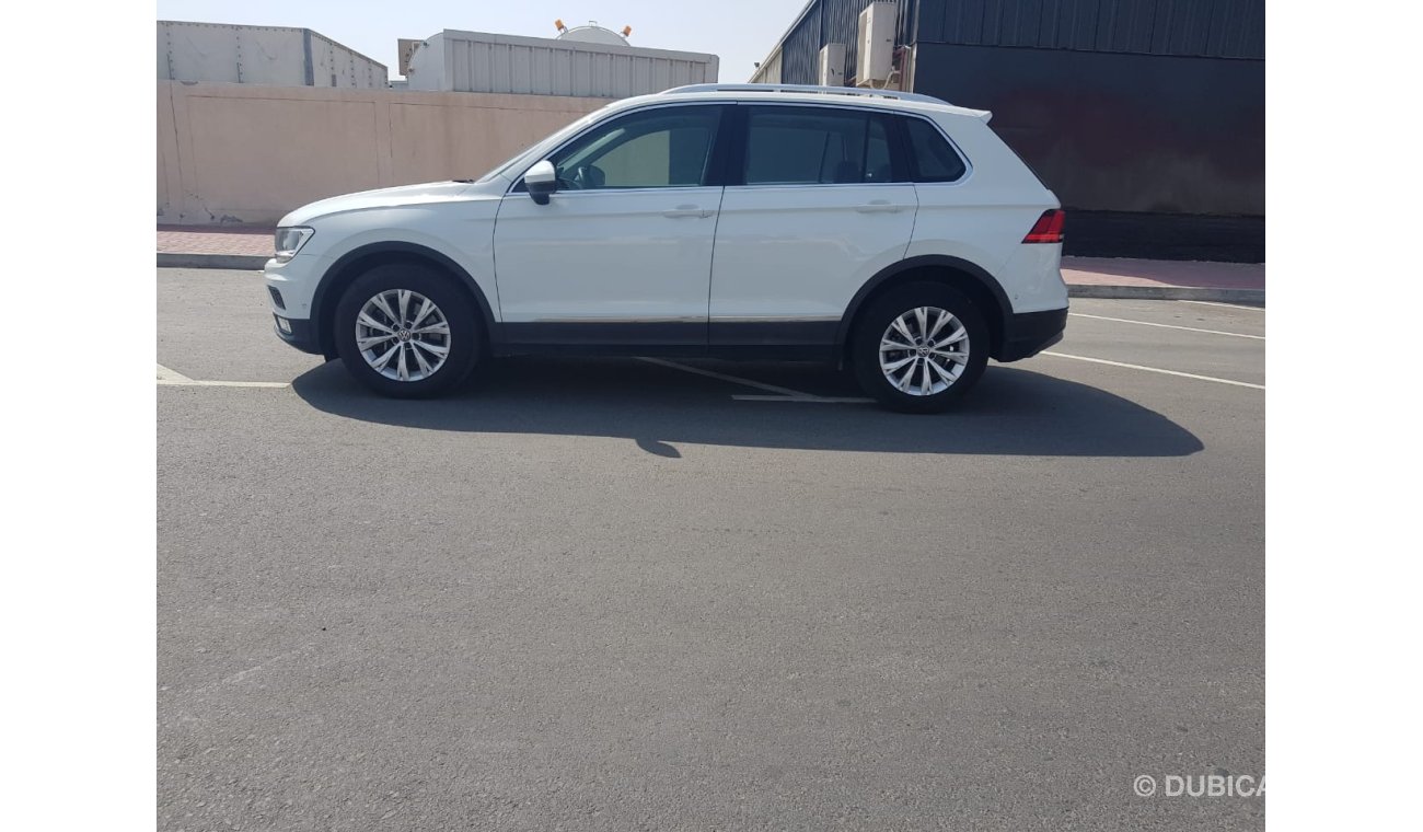 Volkswagen Tiguan 1350 X 60, 0% DOWN PAYMENT ,FSH, FULL OPTION WITH PANORAMIC SUN ROOF