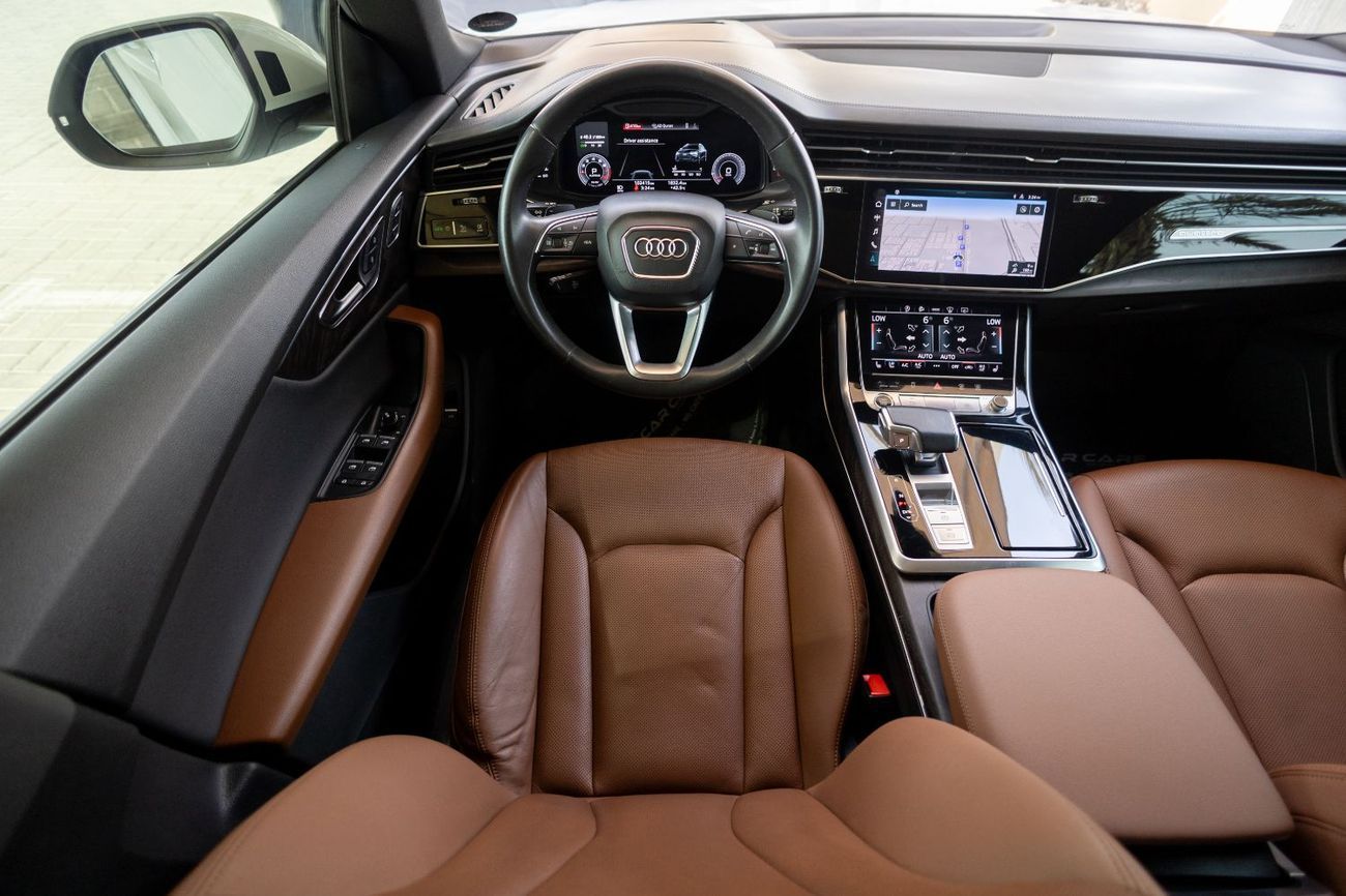 Audi Q8 55 TFSI quattro S-Line 3.0L (340 HP)