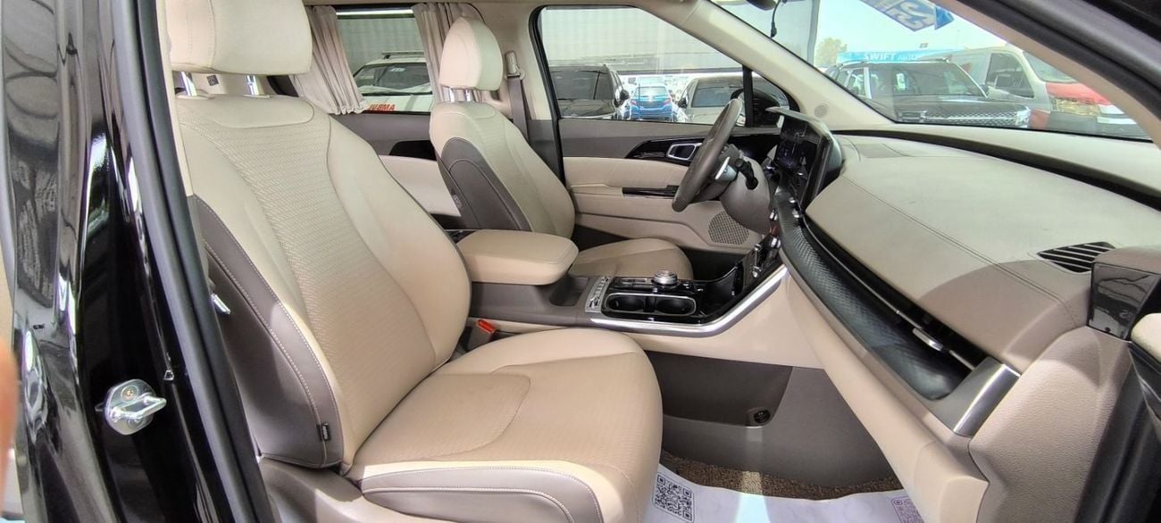 Kia Carnival KIA CARNIVAL HI LIMOUSINE