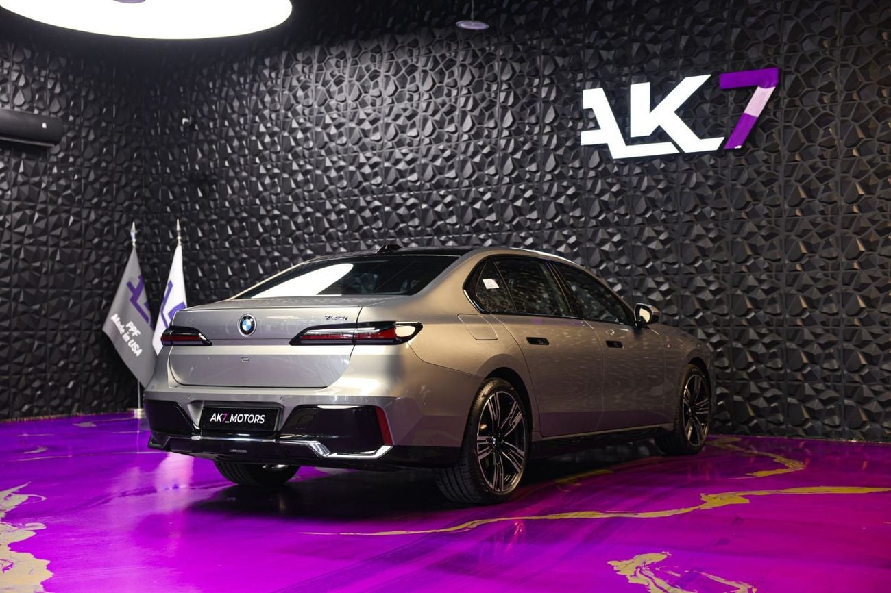 BMW 740i M SPORT