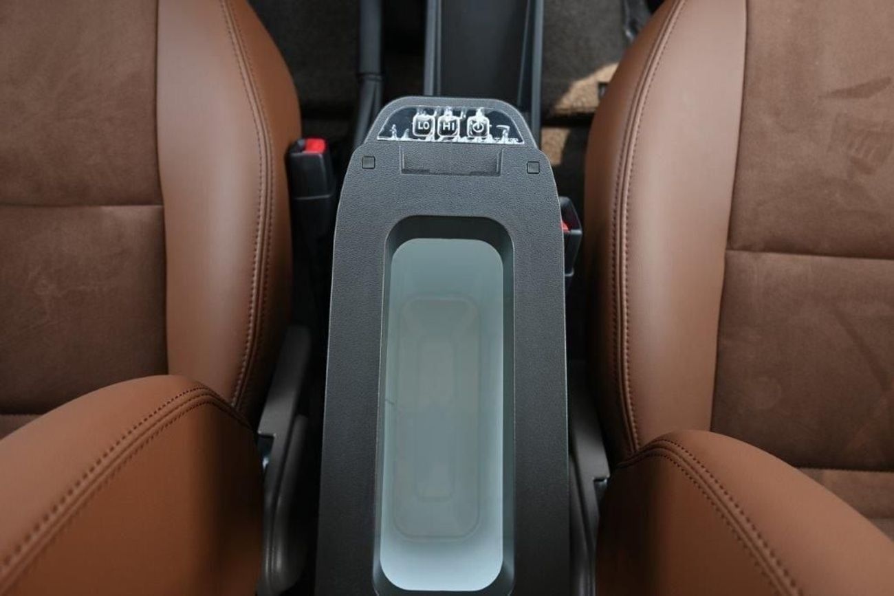 تويوتا لاند كروزر 70 2025 TOYOTA LAND CRUISER 76 HARDTOP LX-Z V6 4.0L 4WD 5-SEATER AT-40TH ANNIVERSARY