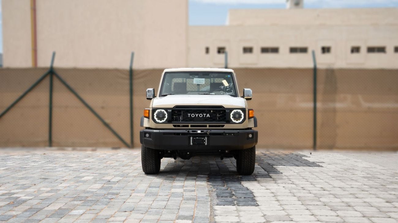 Toyota Land Cruiser Pick Up 2026 Toyota LC79 2.8L AT Diesel Full Option (Beige-Brown)