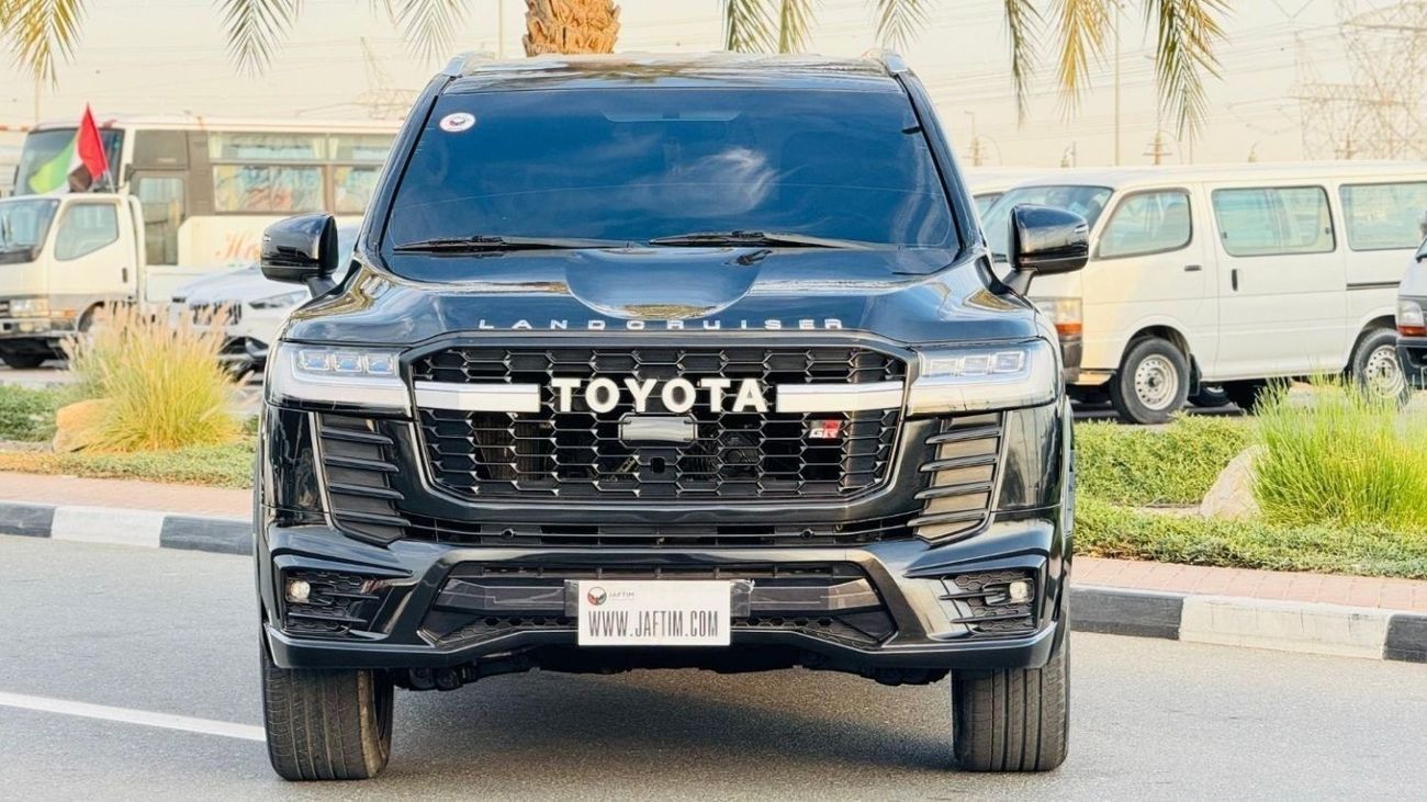 تويوتا لاند كروزر -