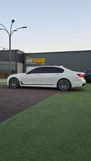BMW 750Li Luxury 4.4L (443 HP)