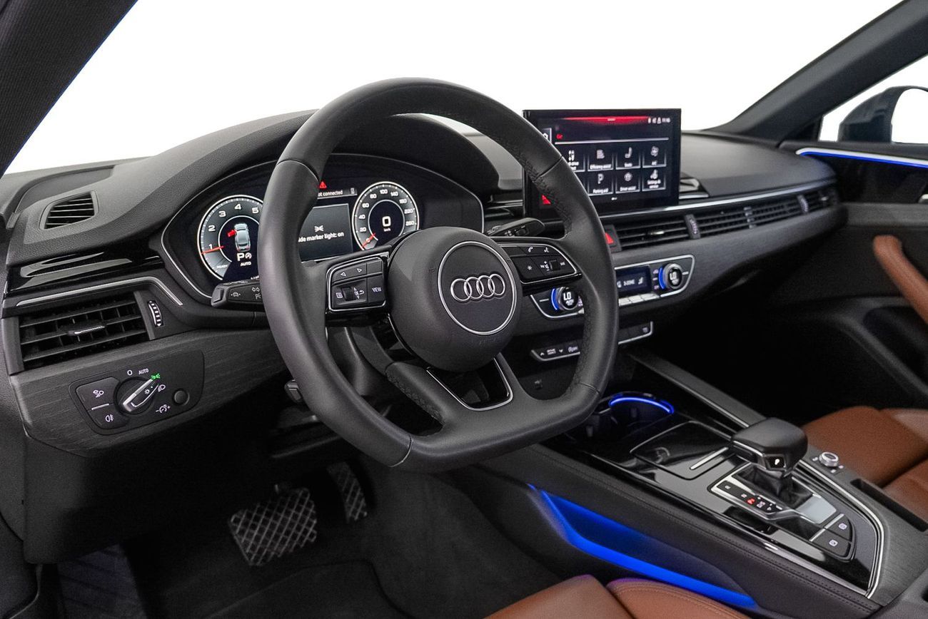 Audi A5 40TSFI Advanced