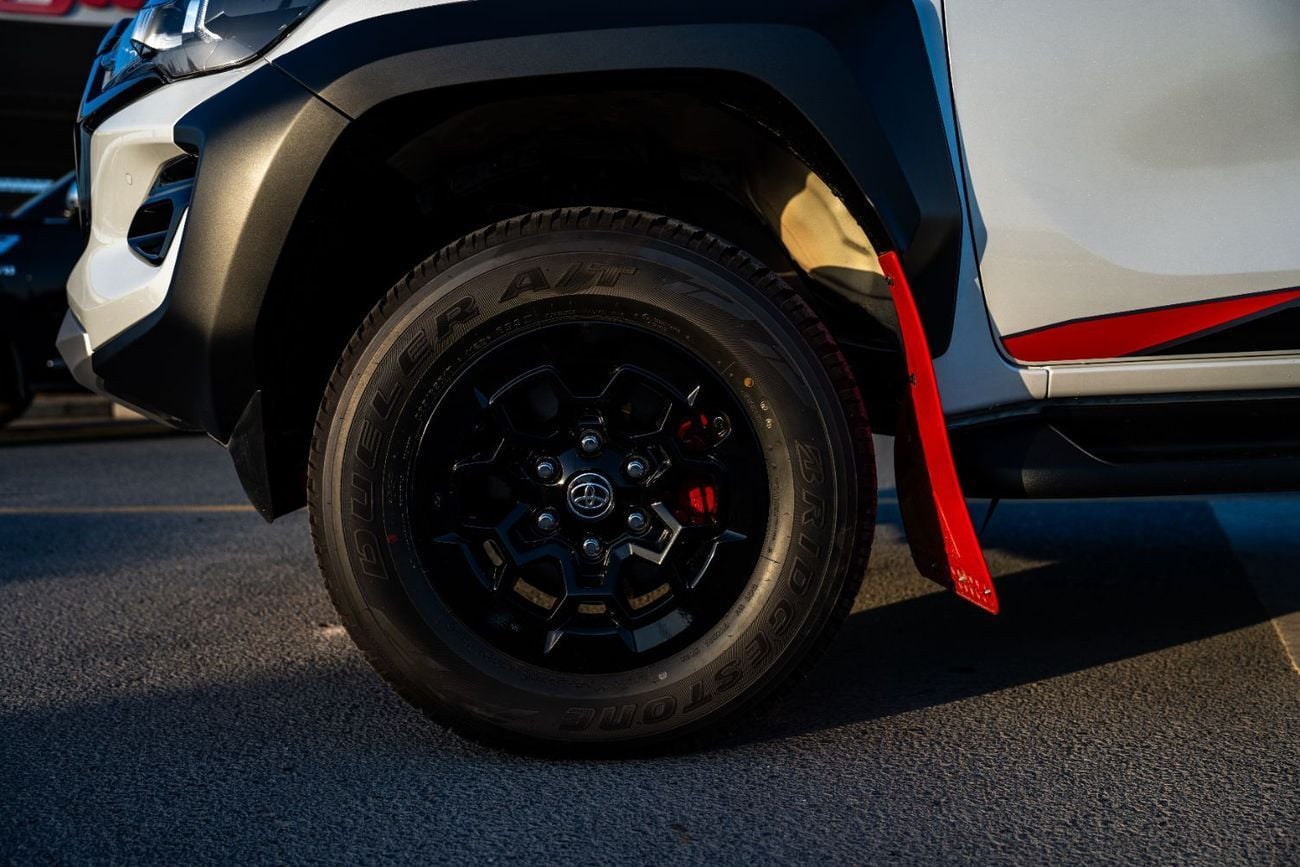 تويوتا هيلوكس ADVENTURE Toyota Hilux GR Sport 4.0L V6 2026  4WD Automatic