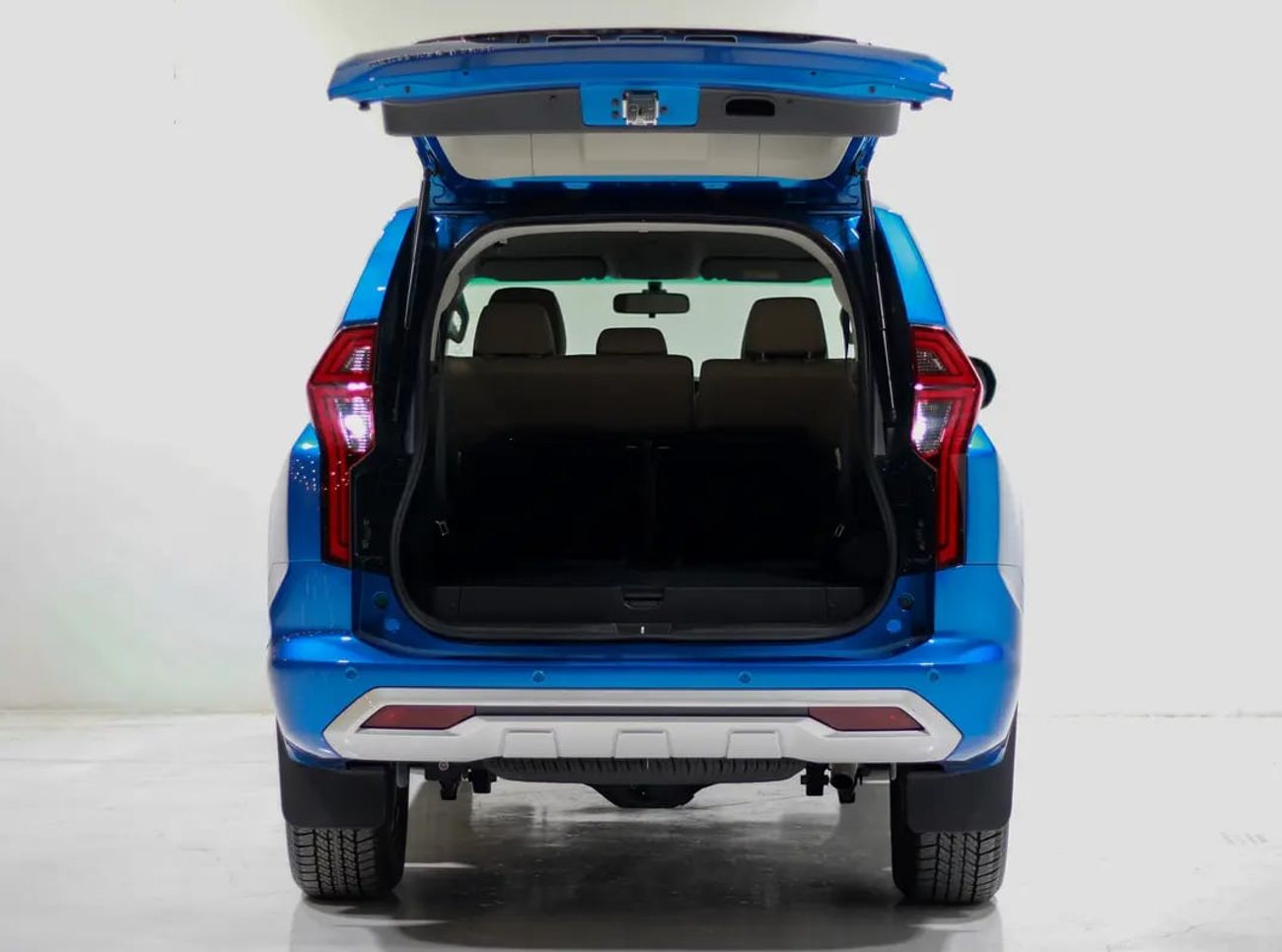 Mitsubishi Montero Sport Montero GLX Med Line| GCC Specs | Med Line | Excellent Condition