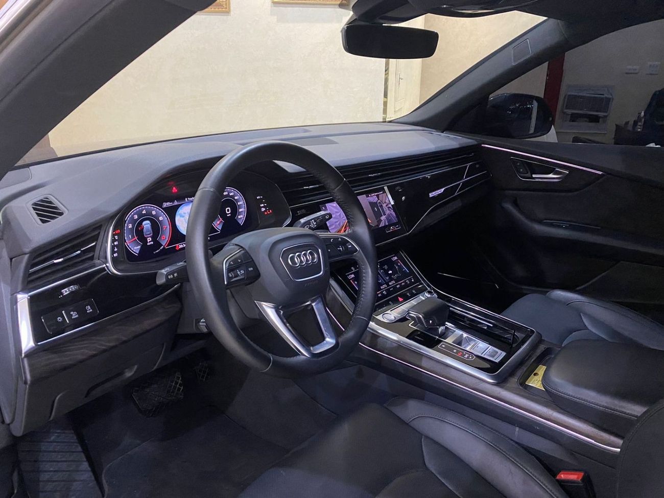 Audi Q8 55 TFSI quattro S-Line