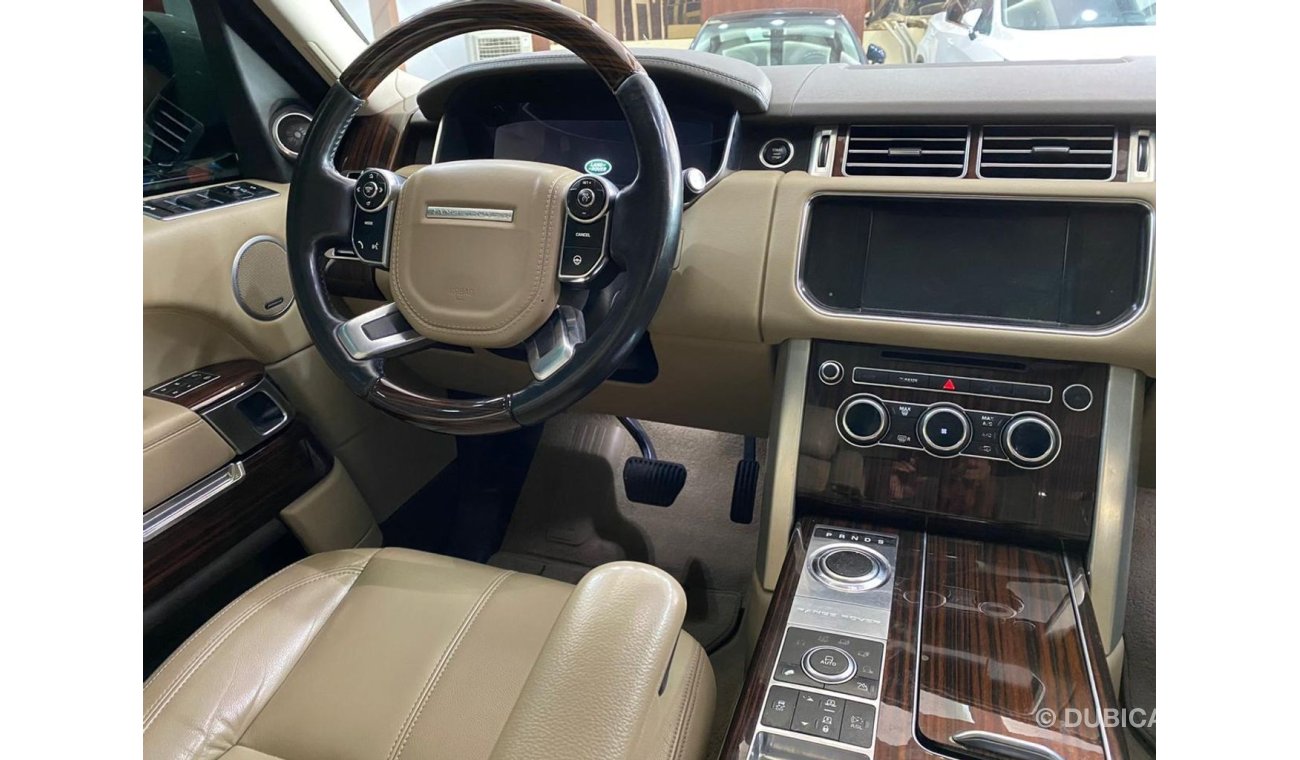 Land Rover Range Rover Vogue HSE Excellent Condition 2014