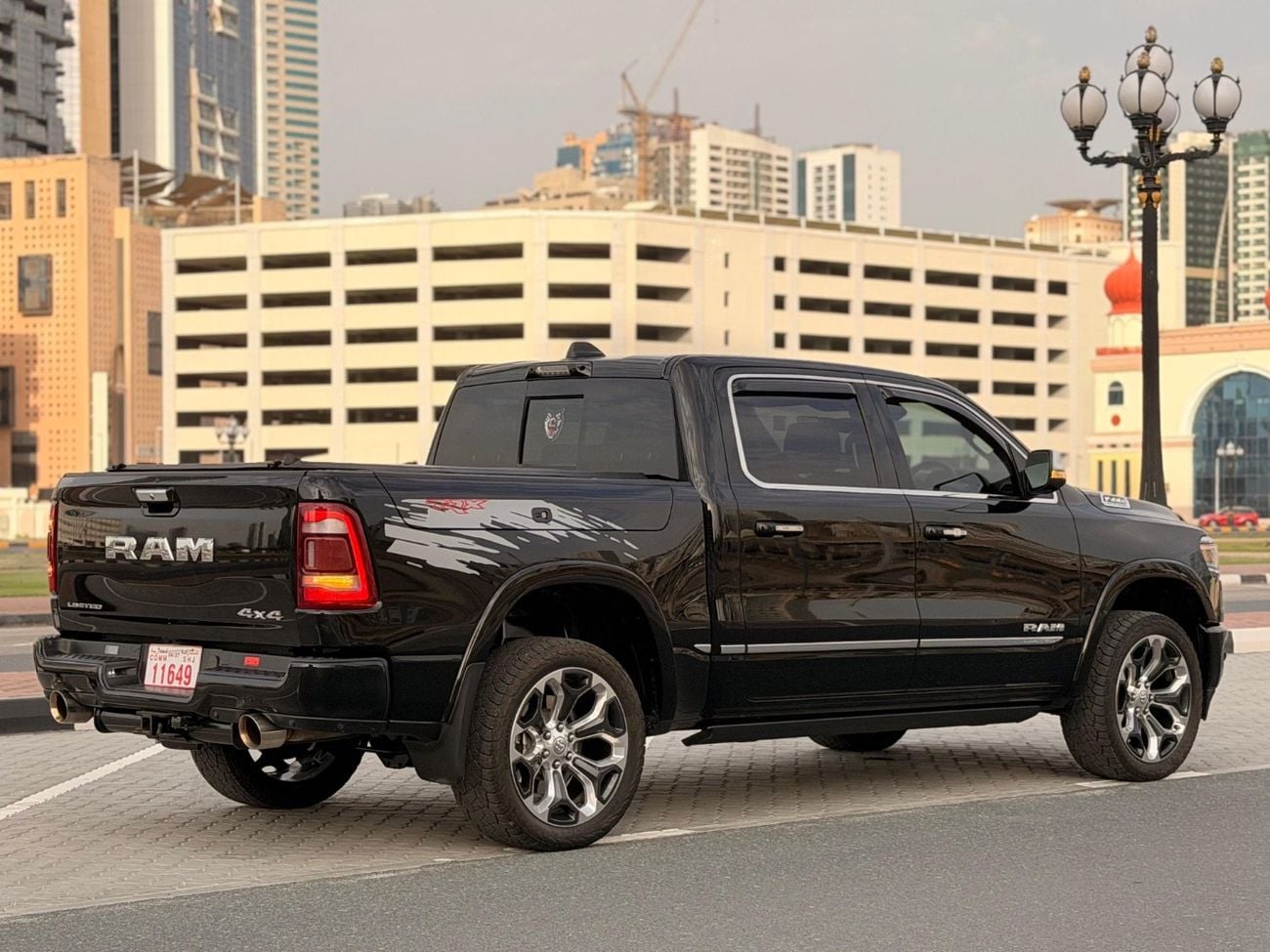 رام 1500 Limited 5.7L (5 Seater)