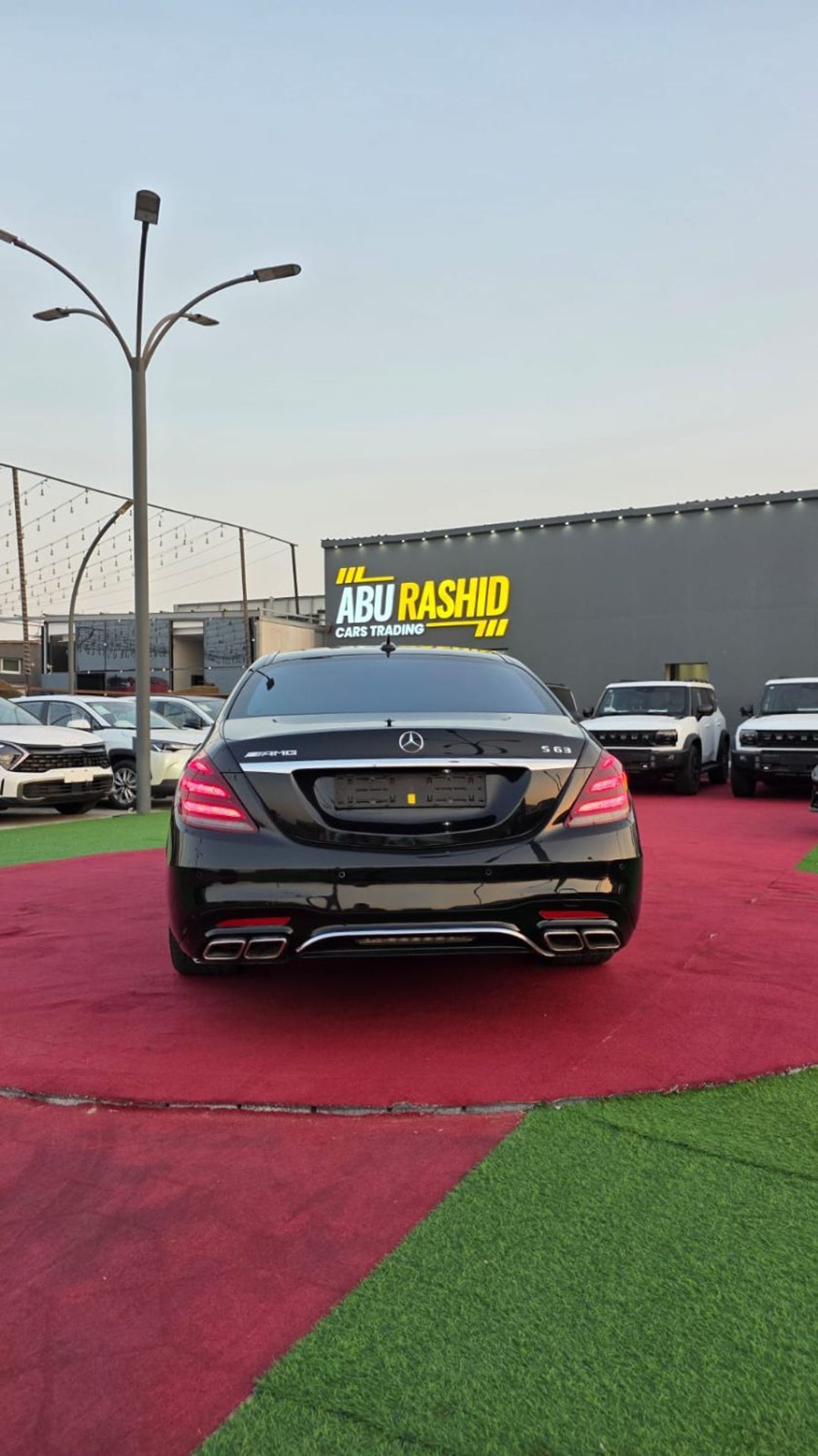 مرسيدس بنز S 550