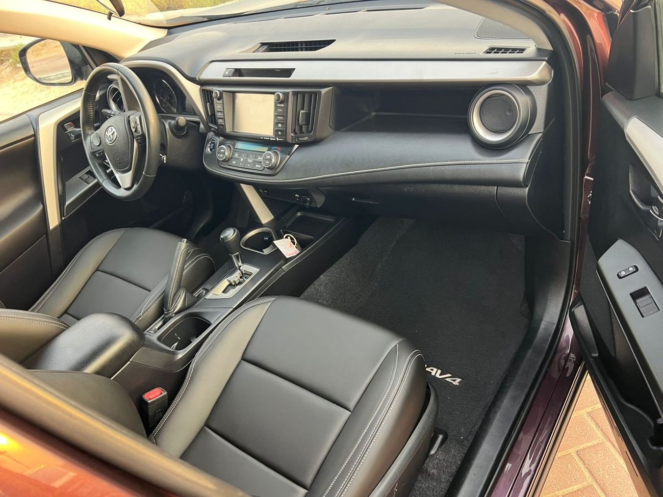 تويوتا راف ٤ 