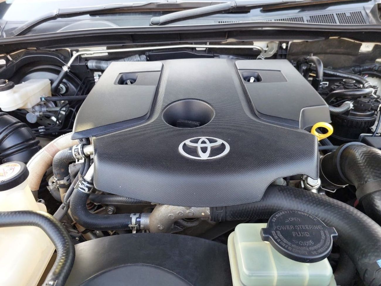 تويوتا هيلوكس TOYOTA HILUX PICK UP RHD 2021 MODEL 2.8 L DIESEL MANUAL(PM262588)