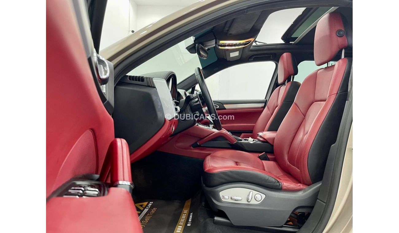 Porsche Cayenne 2016 Porsche Cayenne GTS 42000km, Full Service History, Warranty, GCC