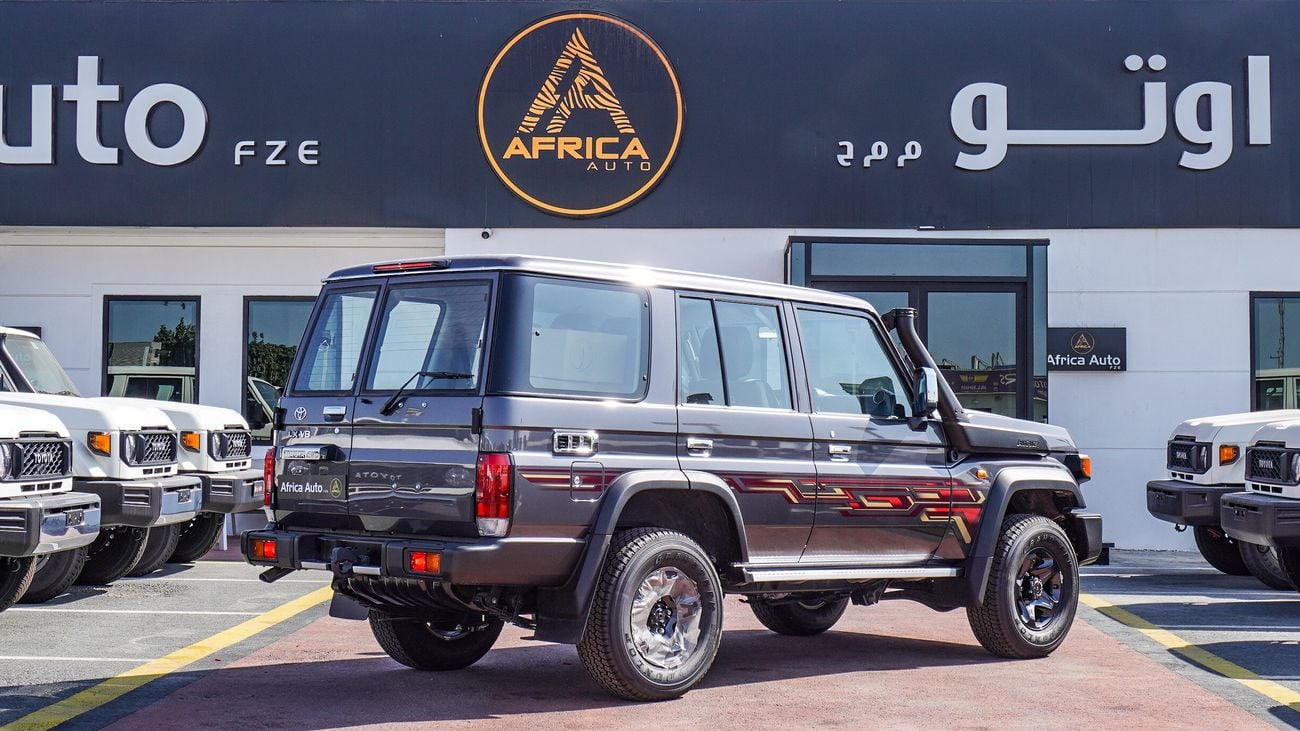 تويوتا لاند كروزر 70 LX 4.5L V8 Diesel M/T