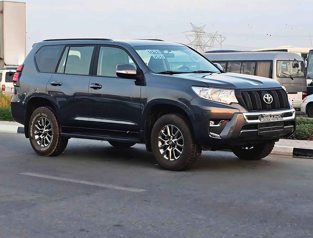 تويوتا برادو DIESEL TX/ 4WD/ 7 SEATS/ LEATHER/ DVD CAMERA/ EXPORT ONLY LOT# 209985