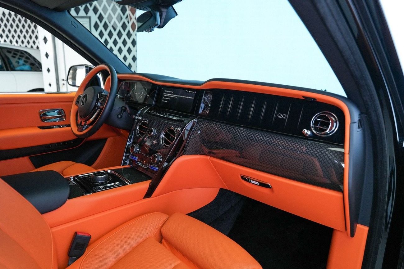 Rolls Royce Cullinan BLACK BADGE