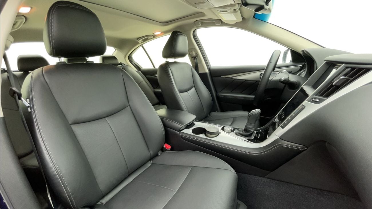 Infiniti Q50 Luxe 3.0L 3L 2022 | 0 DP | 958/Month | 30 Day Return | Service History