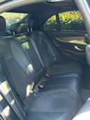 مرسيدس بنز E200