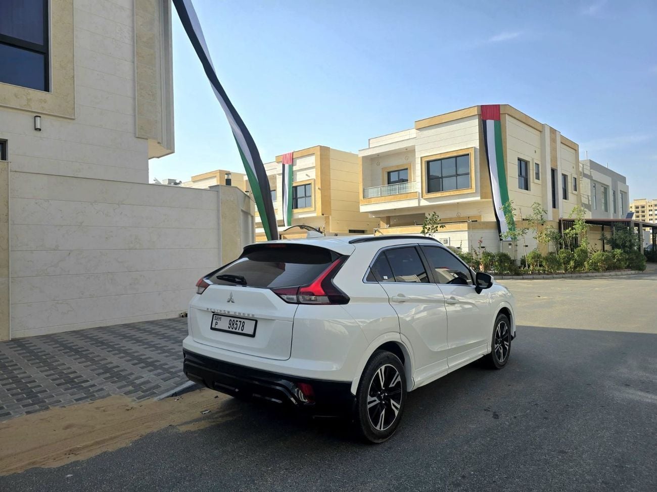 Mitsubishi Eclipse Cross RVSI 1.5T GLS (Mid Option)