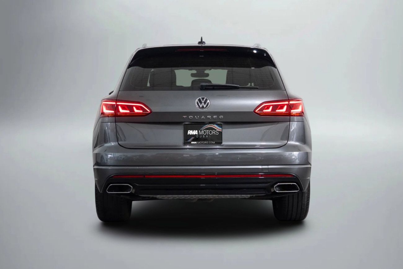 Volkswagen Touareg R-Line 3.0L AWD 2022 Volkswagen Touareg R-Line / Agency Warranty