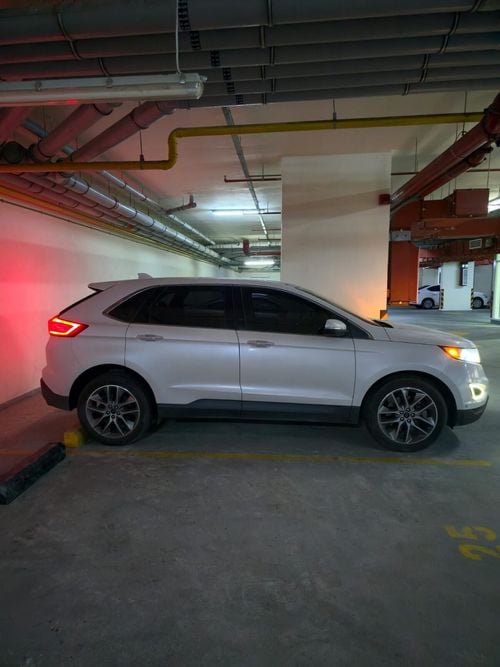Ford Edge Titanium