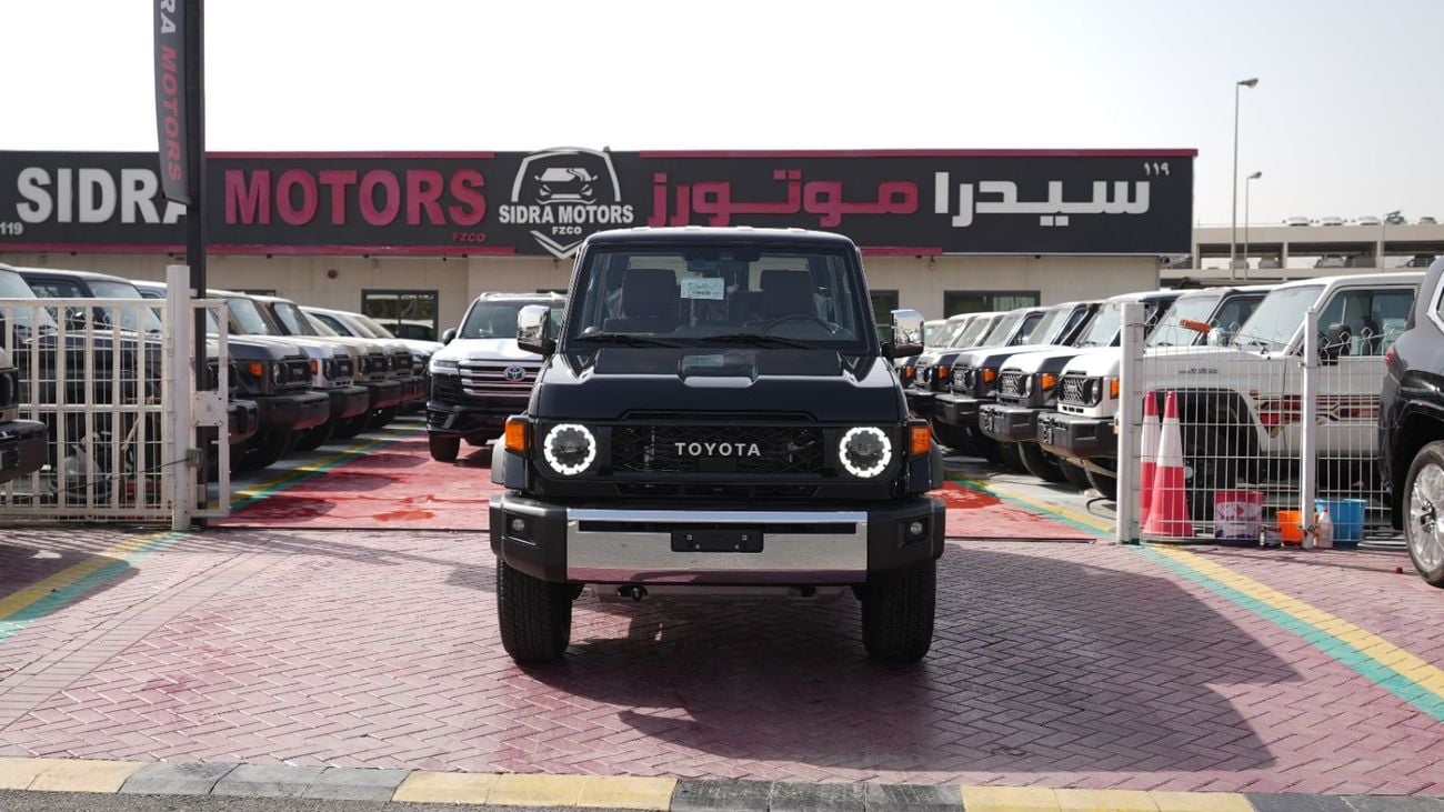 Toyota Land Cruiser 70 TOYOTA LC76 5DOORS PETROL 4.0L AT MODEL 2025 FULL OPTION 40TH ANNIVERSARY