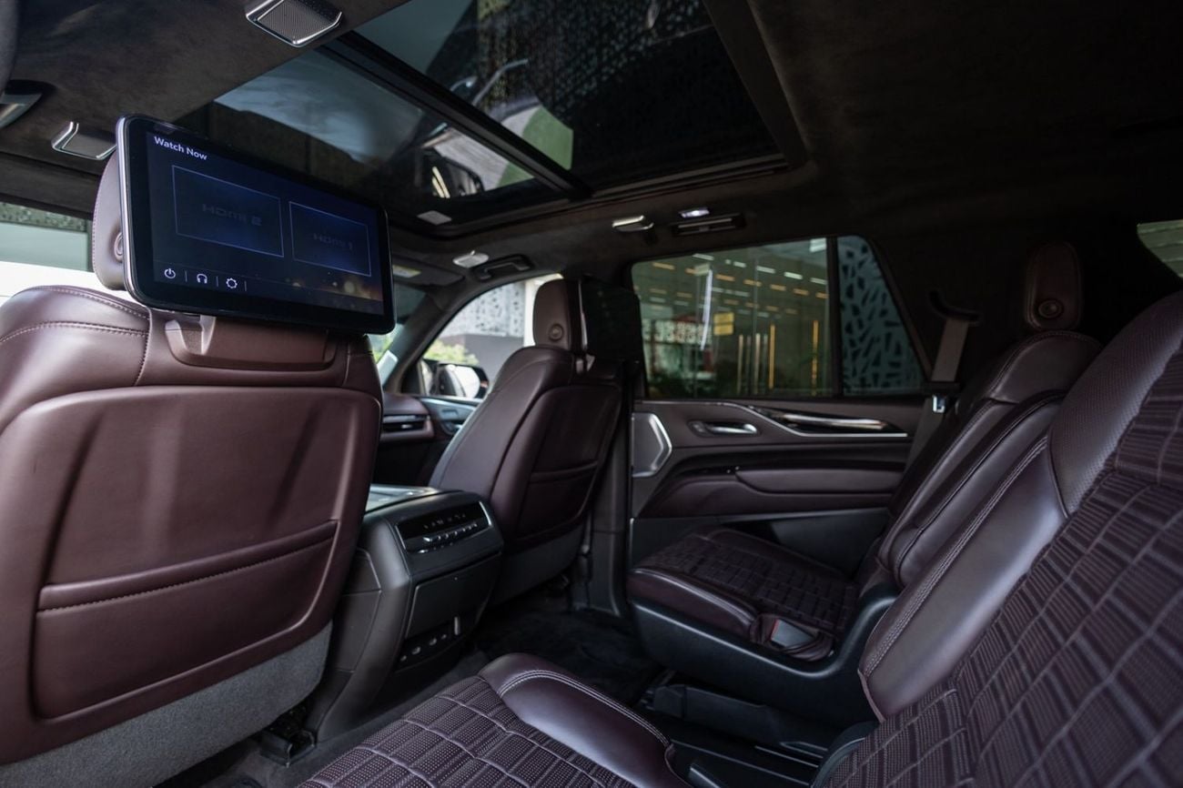 Cadillac Escalade Sport Platinum 6.2L 4WD