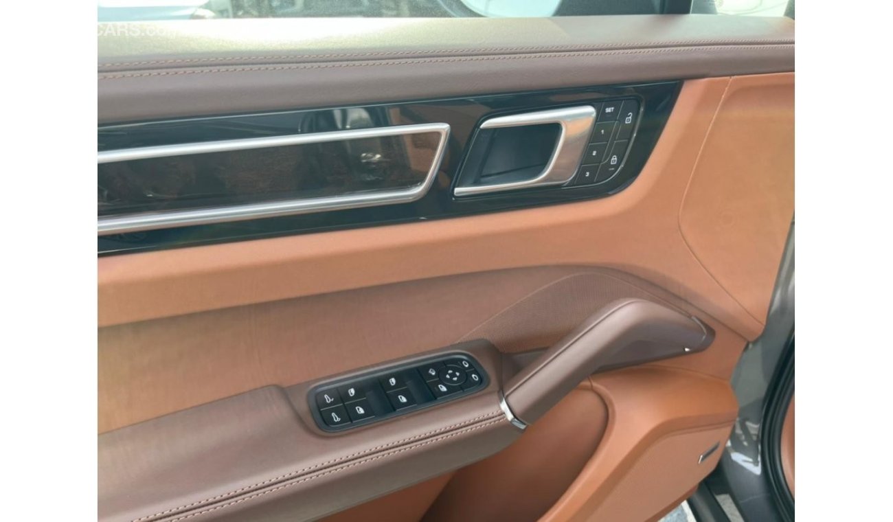 Porsche Cayenne Porsche Cayenne Coupe 3.0L AWD