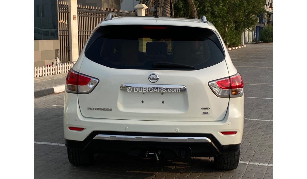 Nissan Pathfinder SL