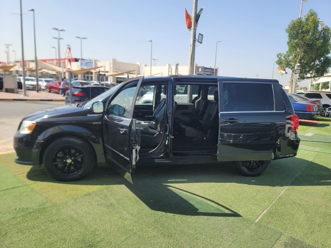 دودج جراند كارافان 2017 Dodge Grand Caravan