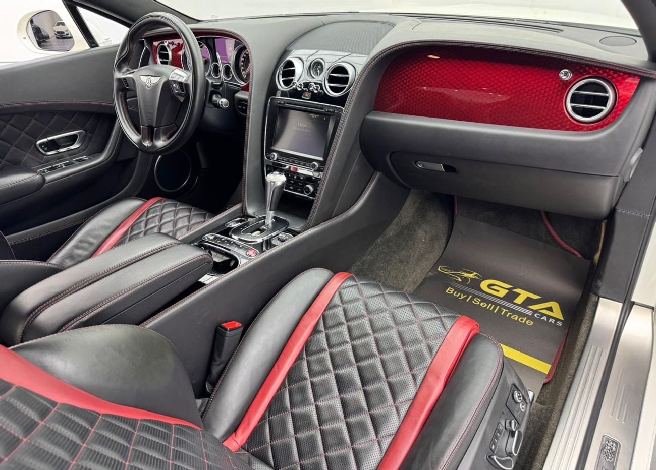 Bentley Continental GT 2016 Bentley Continental GT V8s Mulliner, 2027 GTA Service Pack, Excellent Condition, GCC