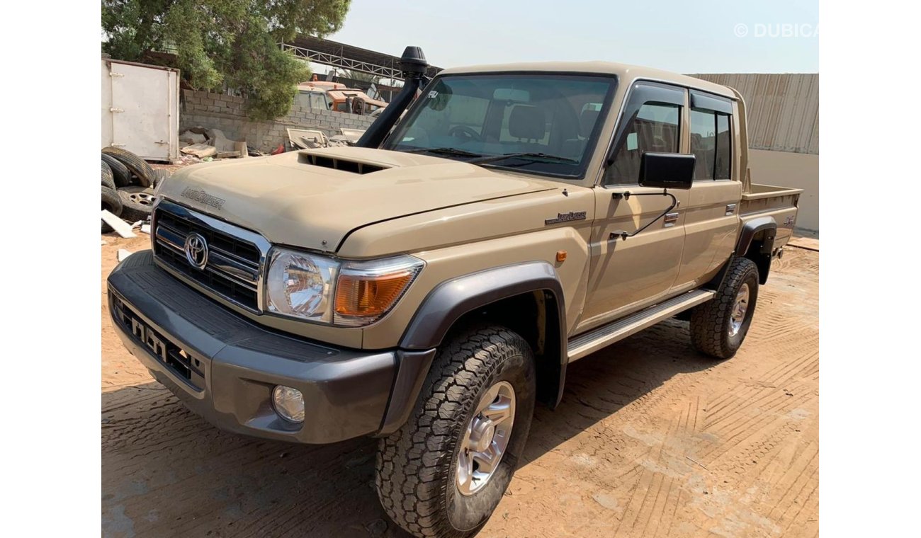 Toyota Land Cruiser Pick Up Clean car full option