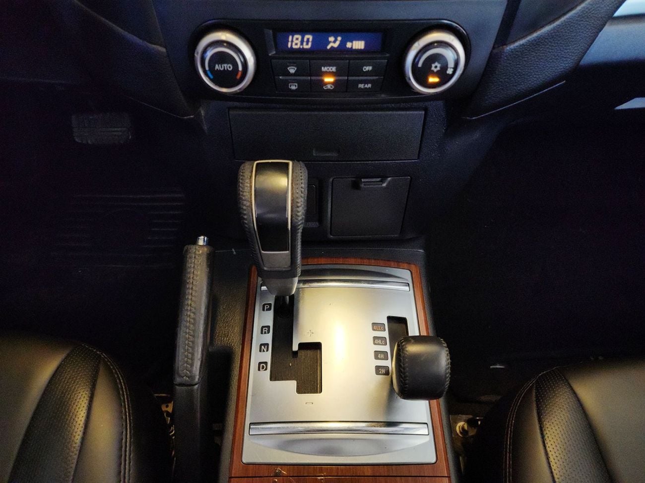 Mitsubishi Pajero GLS LOWLINE