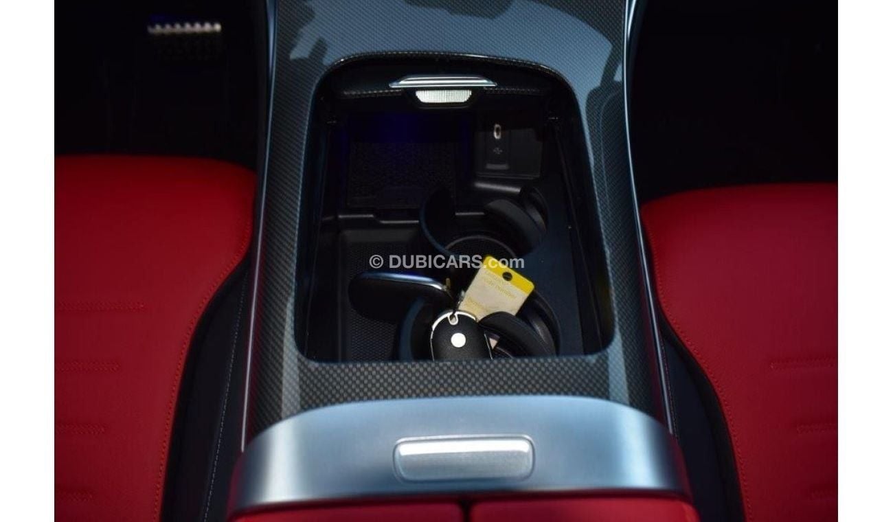 مرسيدس بنز GLC 200 AMG 2.0L Automatic