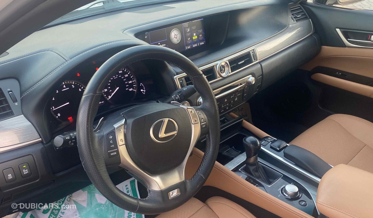 Lexus GS350