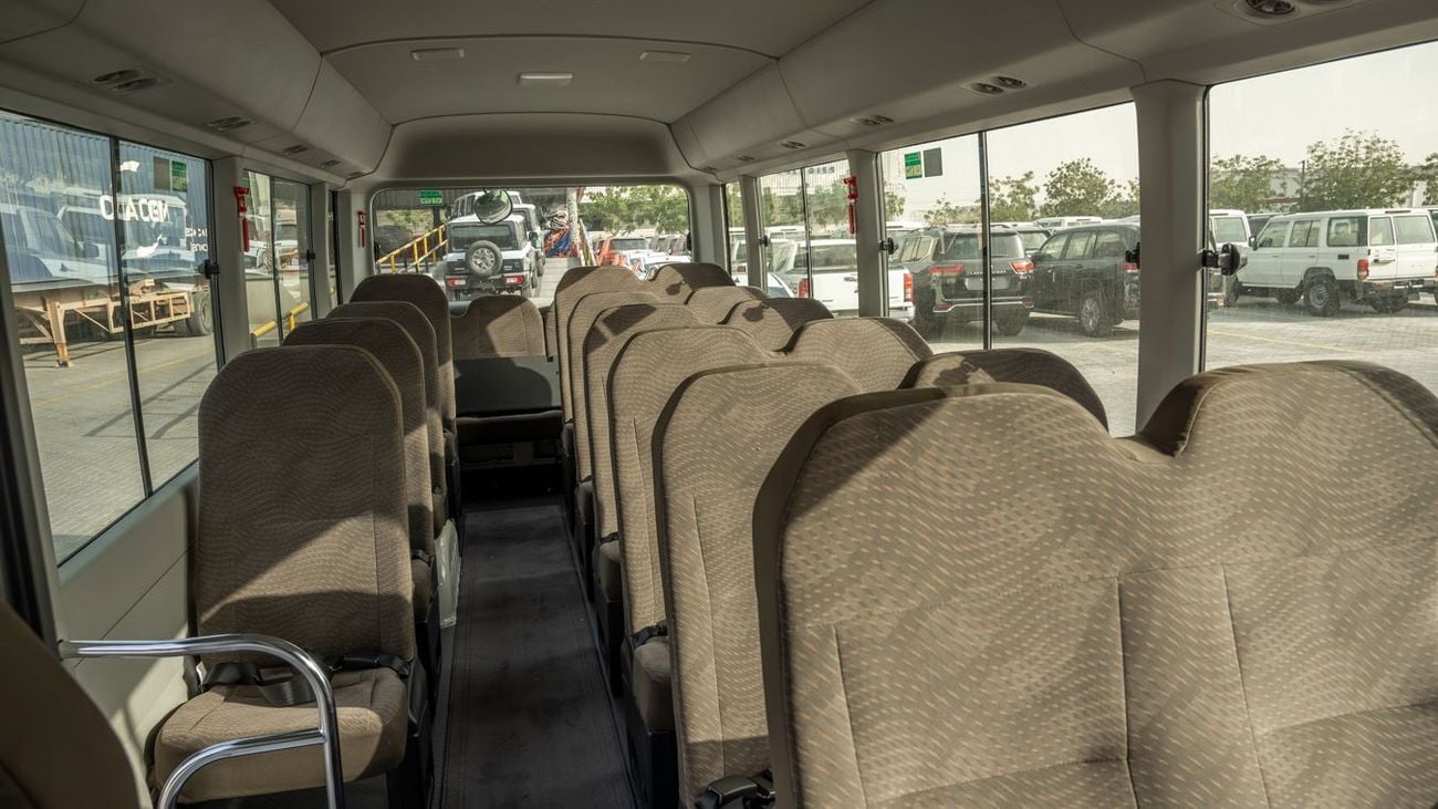 Toyota Coaster TOYOTA COASTER 4.0 DSL MT 23 SEATS -2025YM