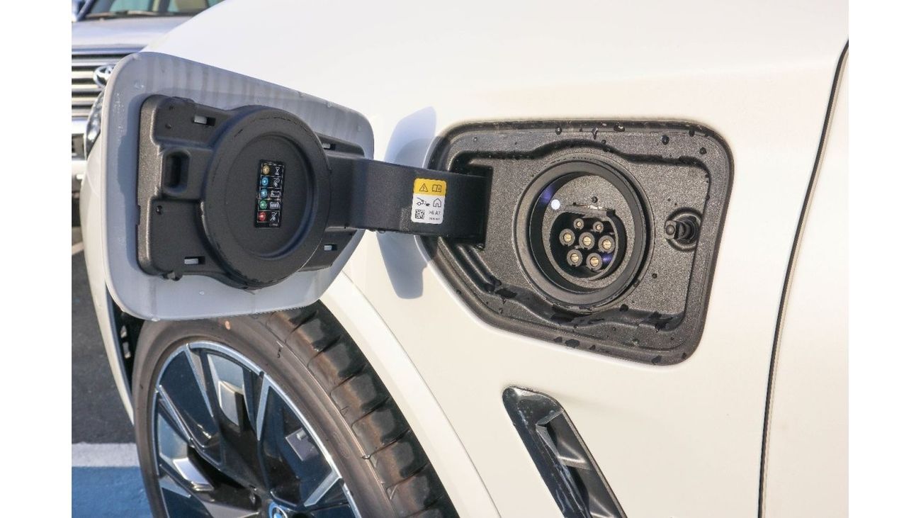 بي أم دبليو iX3 2024 BMW IX3 FULL OPTION ELECTRIC