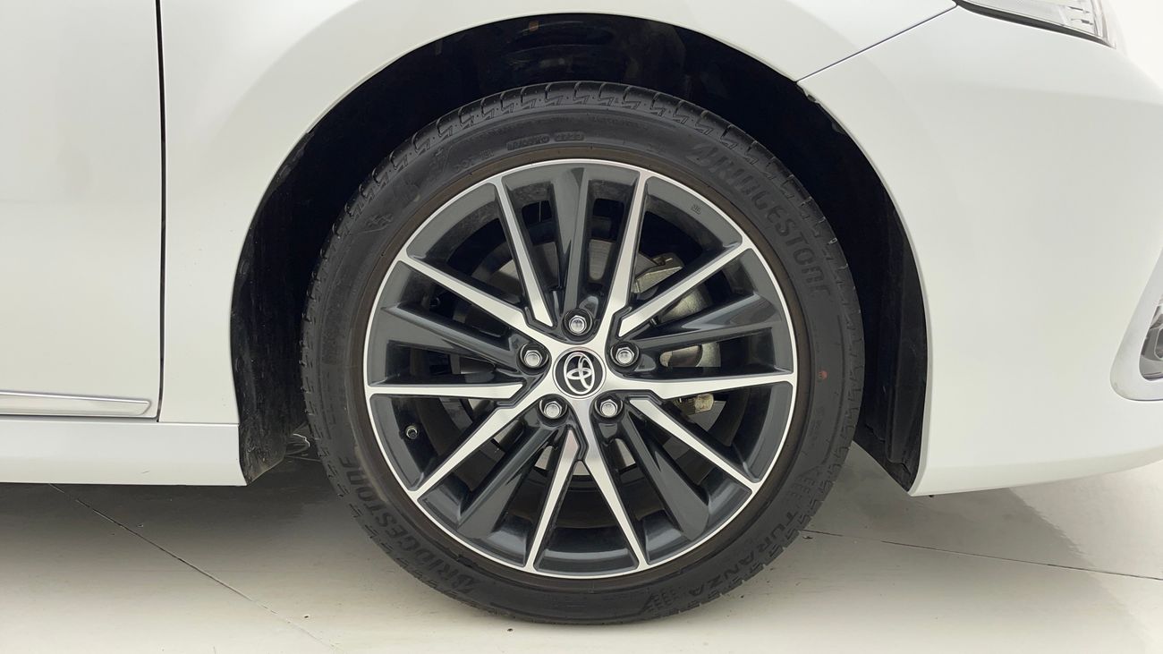 Toyota Camry LTD 2.5 | Zero Down Payment | Home Test Drive