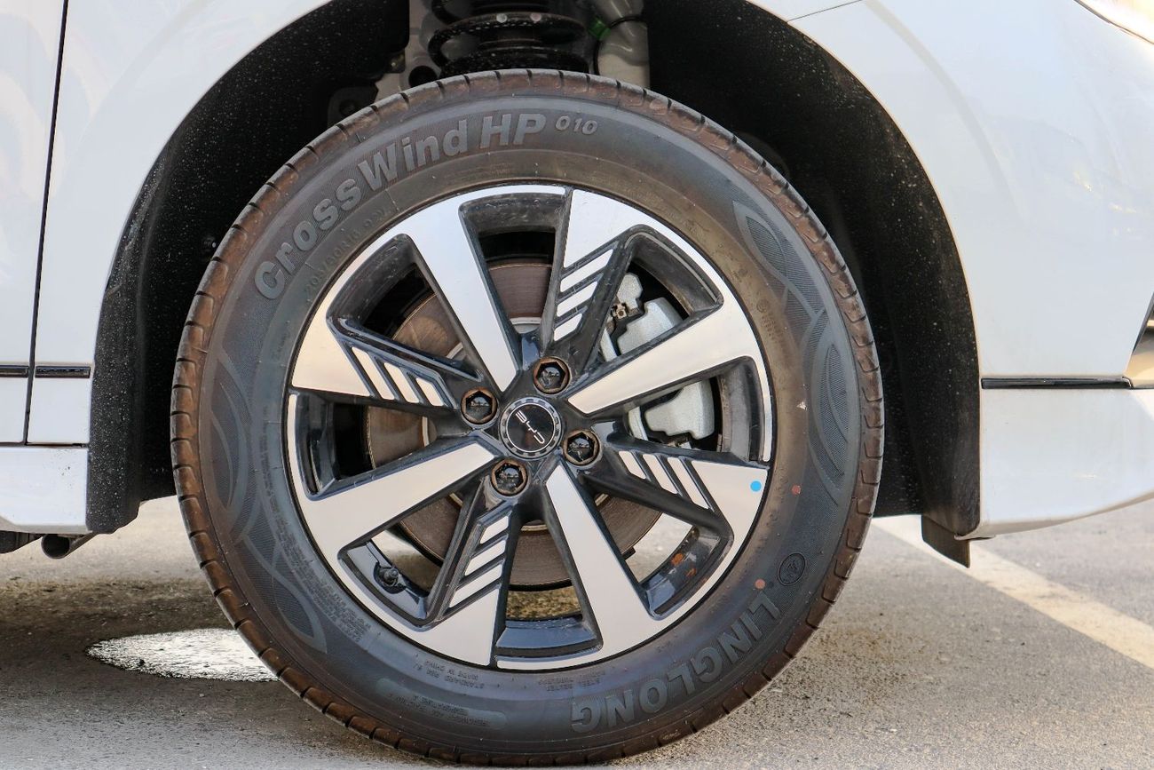 BYD e2 BYD E2 luxury 2025 model electric