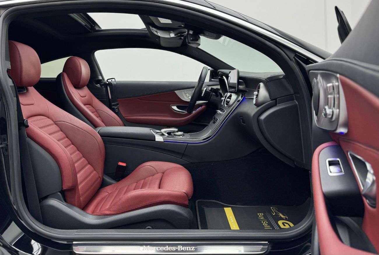 مرسيدس بنز C 200 2021 Mercedes-Benz C200 AMG Coupe, Mercedes Service History, 2026 Mercedes Warranty, GCC