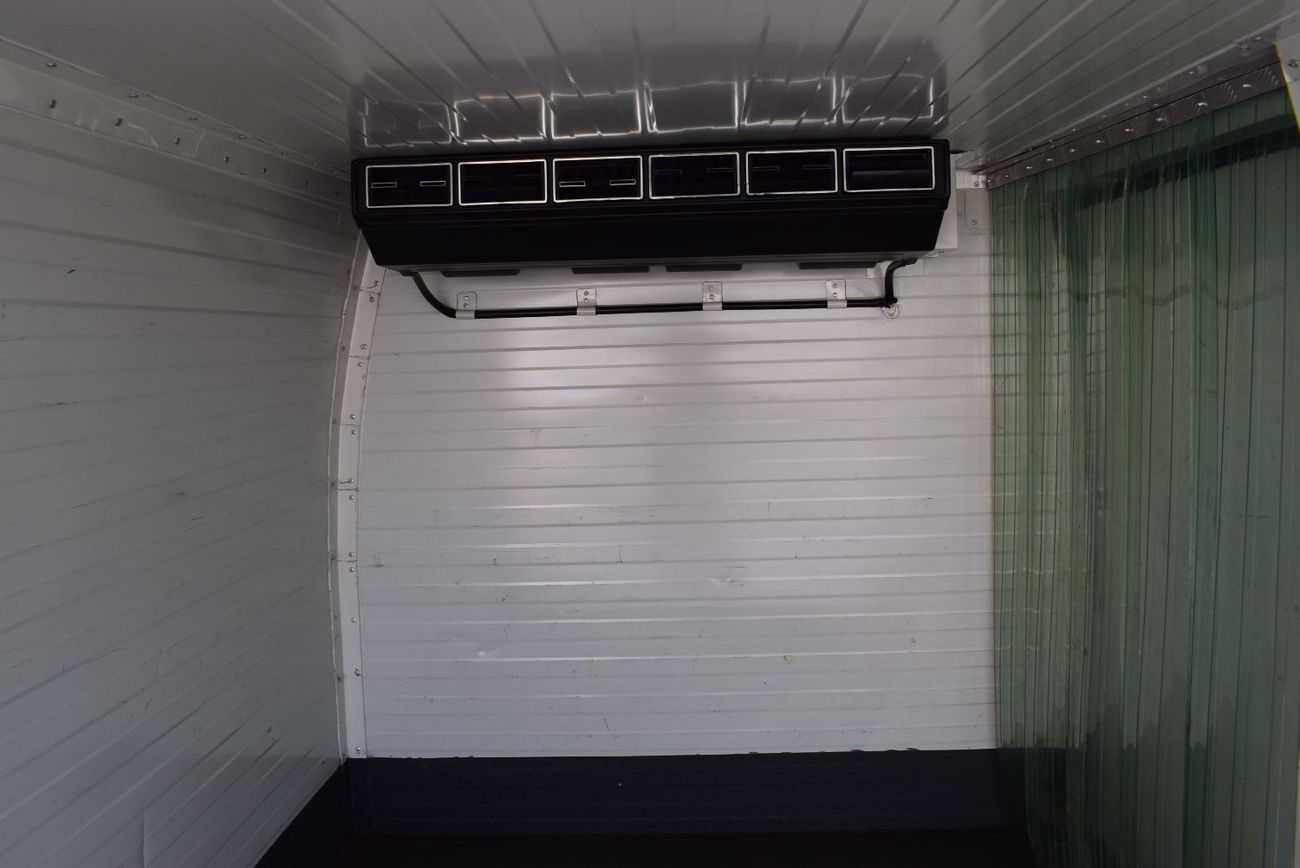 Toyota Lite Ace Chiller Van