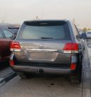 Toyota Land Cruiser Toyota landcruise 2014Model 4.0 v6 GXR petrol Engine Colour Grey push start Transmission Automatic I