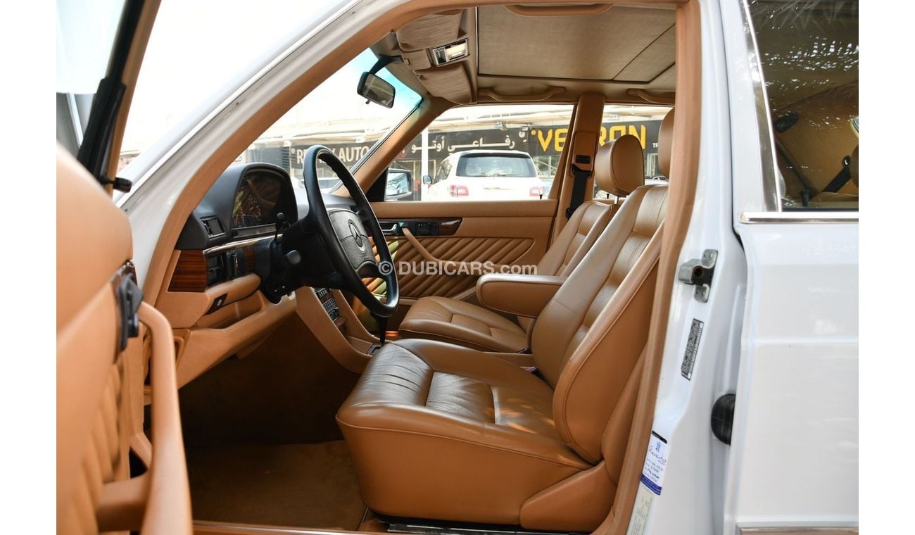 Mercedes-Benz 300 SE