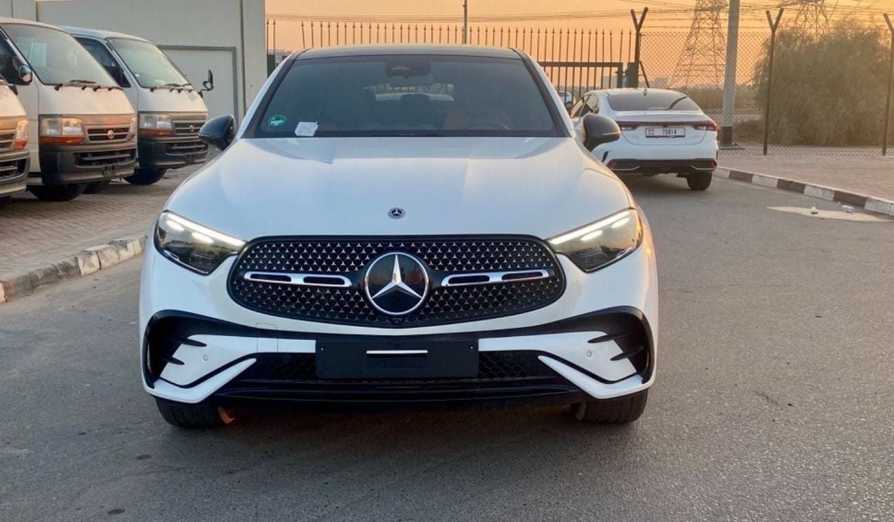 Mercedes-Benz GLC Coupe 200 black  Night package Brand New