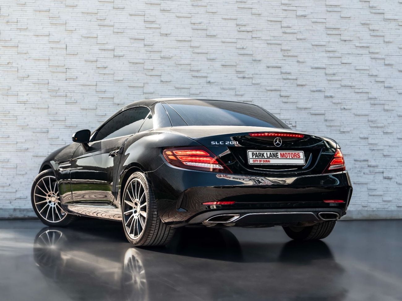 مرسيدس بنز SLC 200 Std 2.0L