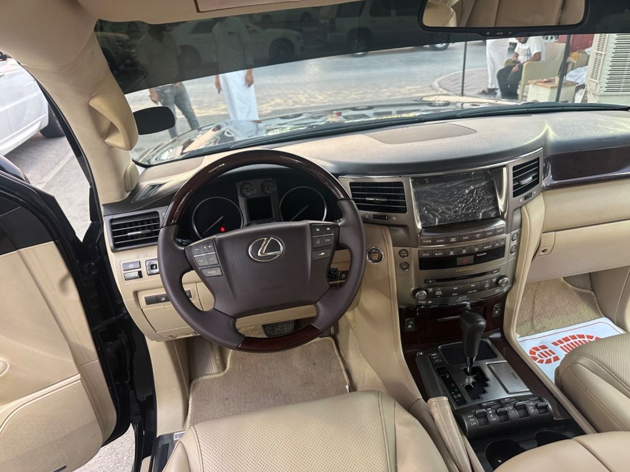 Lexus LX 570