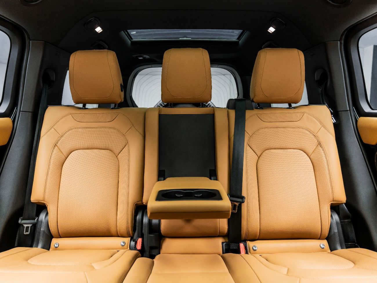 Land Rover Defender 2023 Land Rover Defender 130 P400 HSE, 2028 Warranty + Service History, Low KMs, GCC