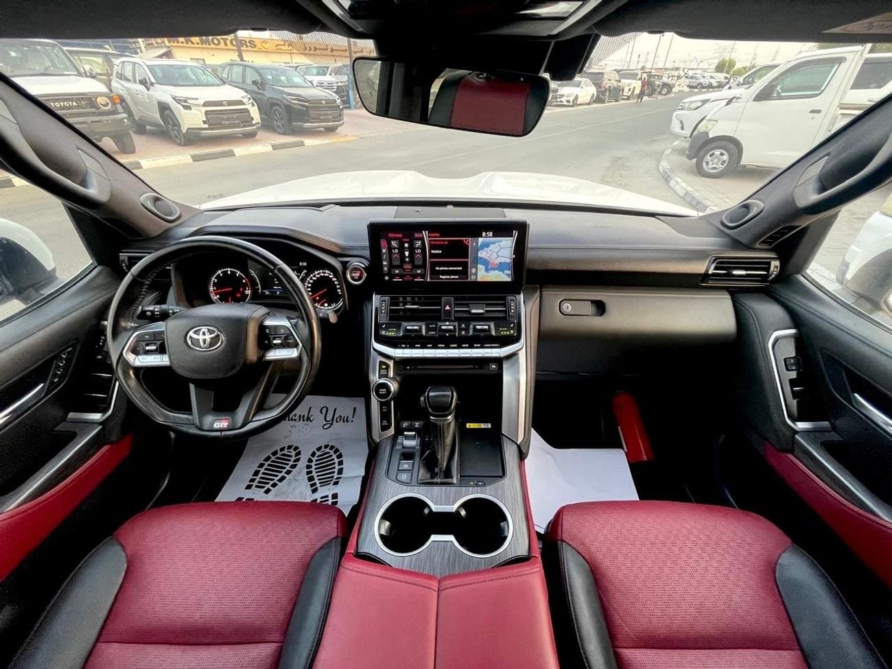 تويوتا لاند كروزر VXR 2022 Model TWIN TURBO 3.5L ENGINE FULL OPTION VERY CLEAN AND PERFECT CONDITION